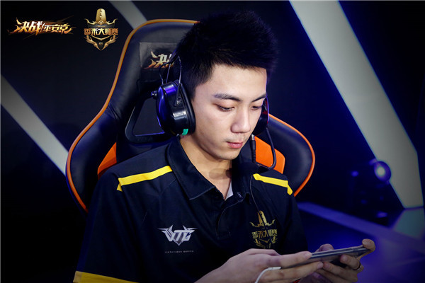 开云体育官网-赛车战队状态火热，誓夺总冠军