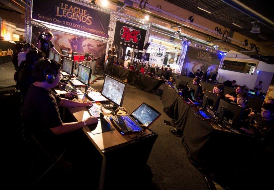 技术流与激情碰撞,S赛决赛再创新高 技术流与激情碰撞,S赛决赛再创新高