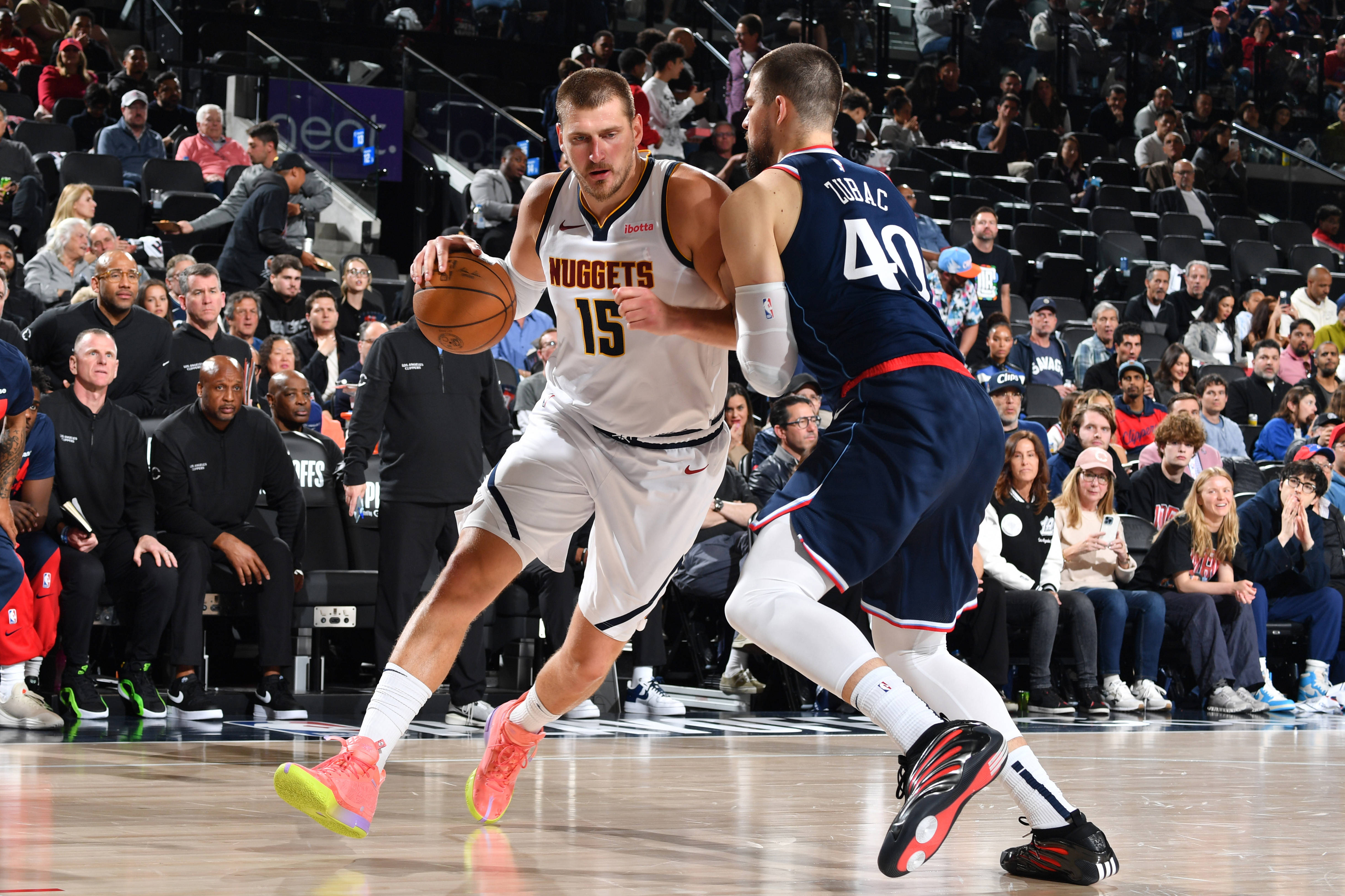 深圳队碾压江苏队,约基奇状态火热的简单介绍 深圳队碾压江苏队,约基奇状态火热的简单介绍